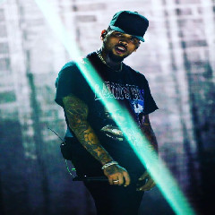 Download lagu Chris Brown Rich Nigga Vibe mp3